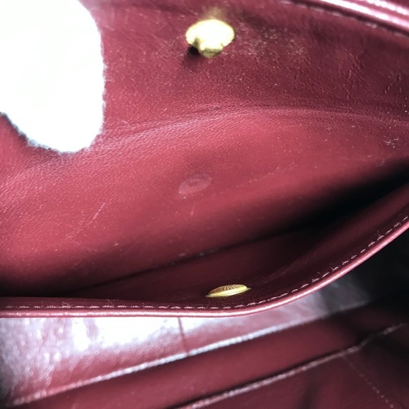 CHANEL Blue Leather Shoulder Bag - Picture 14 of 16